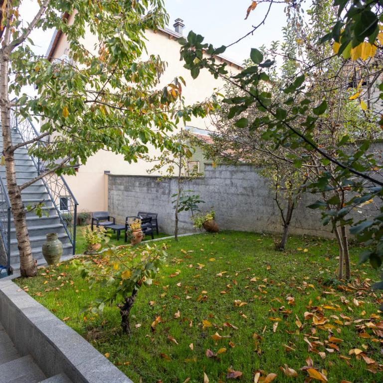 APARTMENTS NENSI - Deluxe One-Bedroom Apartment with City View - 3