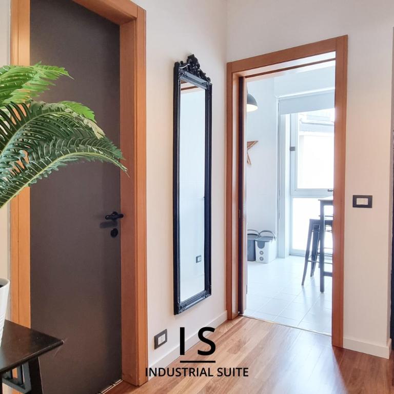 Industrial Suite Trieste - Design & Silence in Viale XX Settembre - Appartamento con 1 Camera da Letto - 31