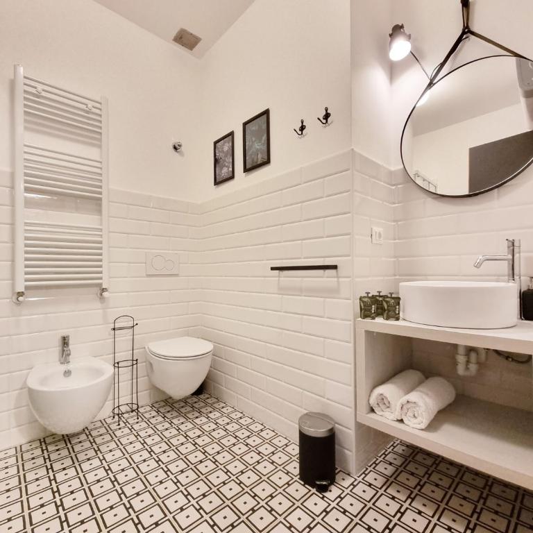 Industrial Suite Trieste - Design & Silence in Viale XX Settembre - Appartamento con 1 Camera da Letto - 8