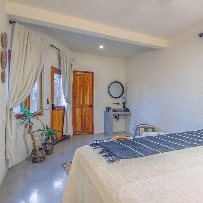 El Escondite - Boutique Casitas in La Playita - Five-Bedroom House - 35