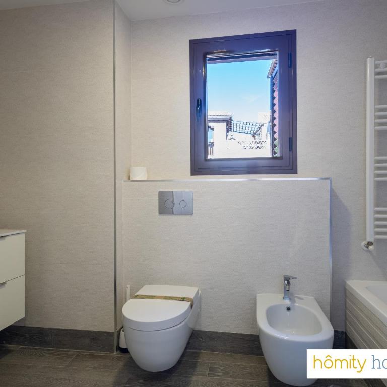 Homity Holidays - Granada - Piedra Santa - Parking incluido - Luxury triplex with Alhambra Views - 11
