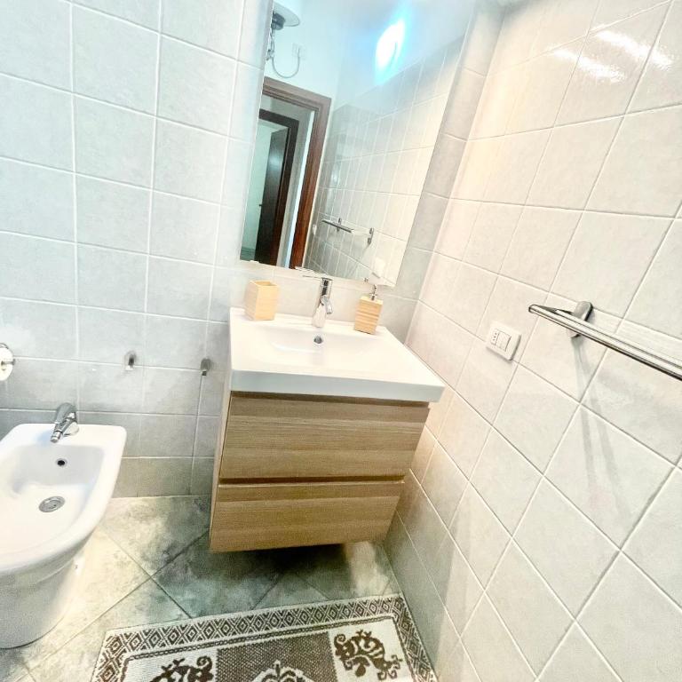 Prima Spiaggia Apartments - Casa con 2 Camere da Letto - 19