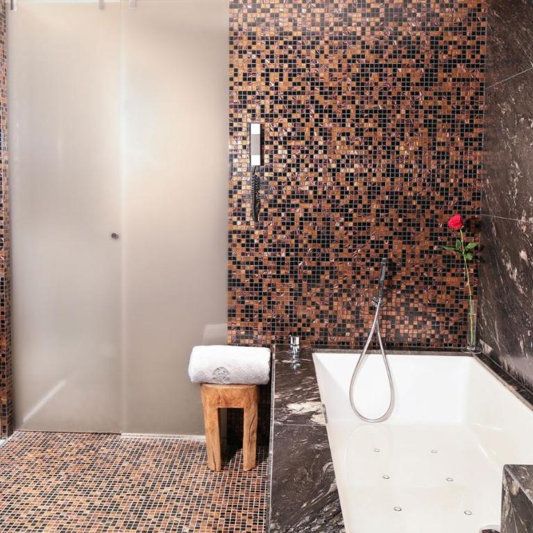 Claris Hotel & Spa GL, a Small Luxury Hotel of the World - Grand Suite - 5