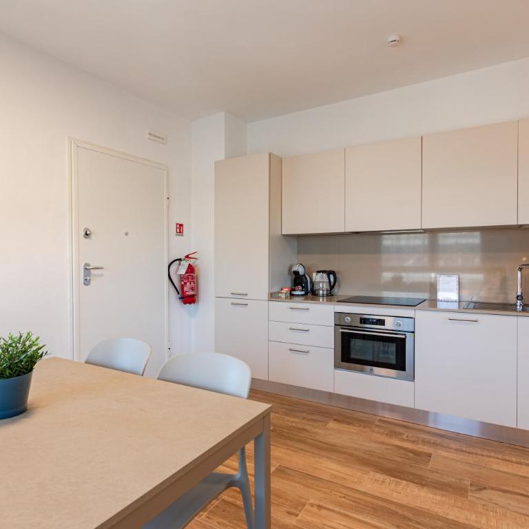 LTApartments -Monolocale 5 con parcheggio a 900m dalla Torre - Appartamento con 1 Camera da Letto - 6
