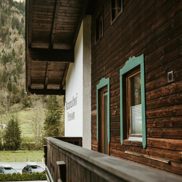 Pension Baranekhof - Just One Ski Bus Stop from Kitzsteinhorn Ski Resort - Apartment mit 3 Schlafzimmern und Bergblick - 19