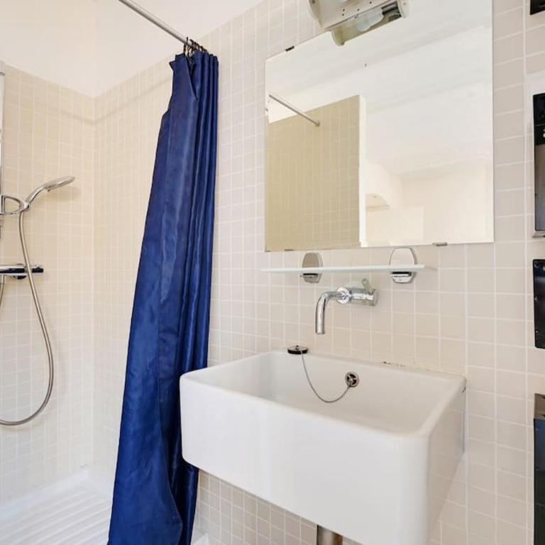 Spacious Vintage Duplex Flat - Gare du Nord - Appartement 3 Chambres - 12