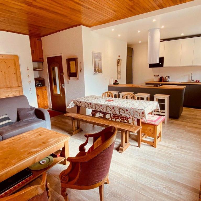 Appartement rénové proche pistes avec terrasse et parking, 3 ch, 8 pers - FR-1-459-185 - Apartamento (8 adultos) - 1