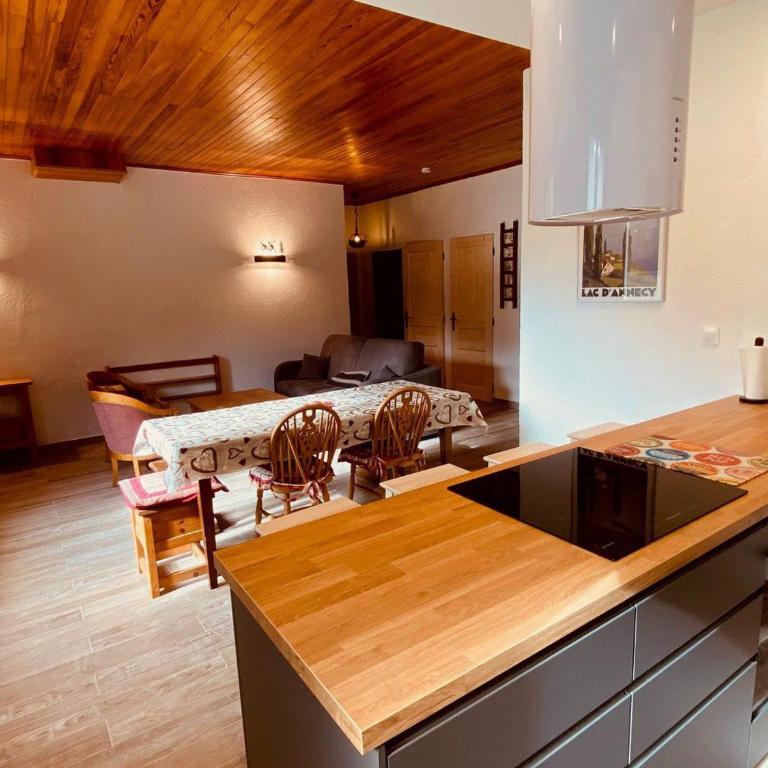 Appartement rénové proche pistes avec terrasse et parking, 3 ch, 8 pers - FR-1-459-185 - Apartamento (8 adultos) - 6