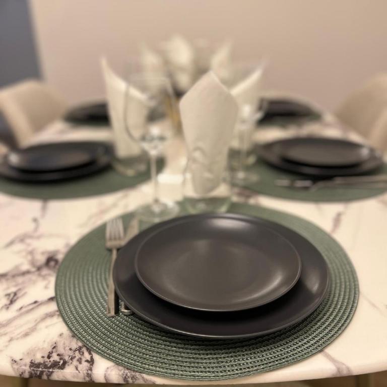 Le Rapp 6, Appartement de Standing 3 chambres, 7 personnes &1 bébé, Cosy et familial ultra équipé Emplacement Idéal proche Gare Centre ville Marchés de Noël Quartier Tribunal Contades - Three-Bedroom Apartment - 3