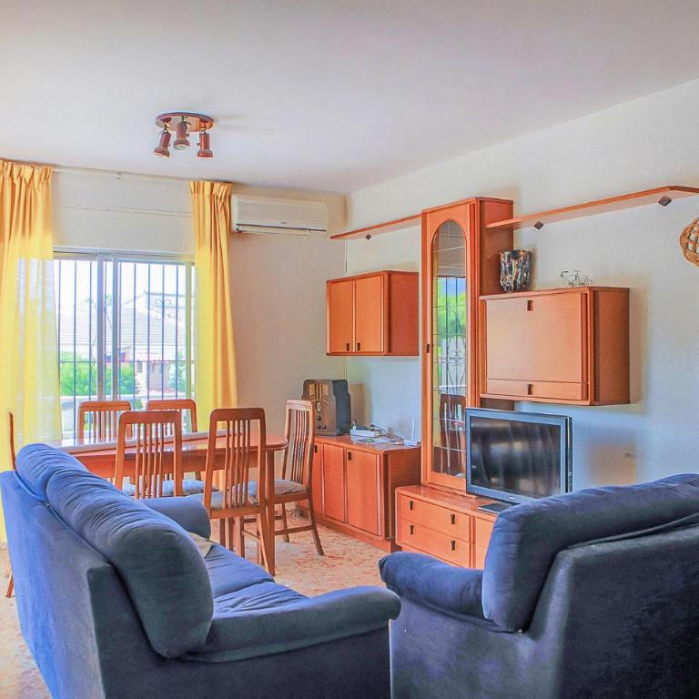 Pet Friendly Home In Cartagena With Wifi - Casa Vacacional de 3 dormitorios - 2