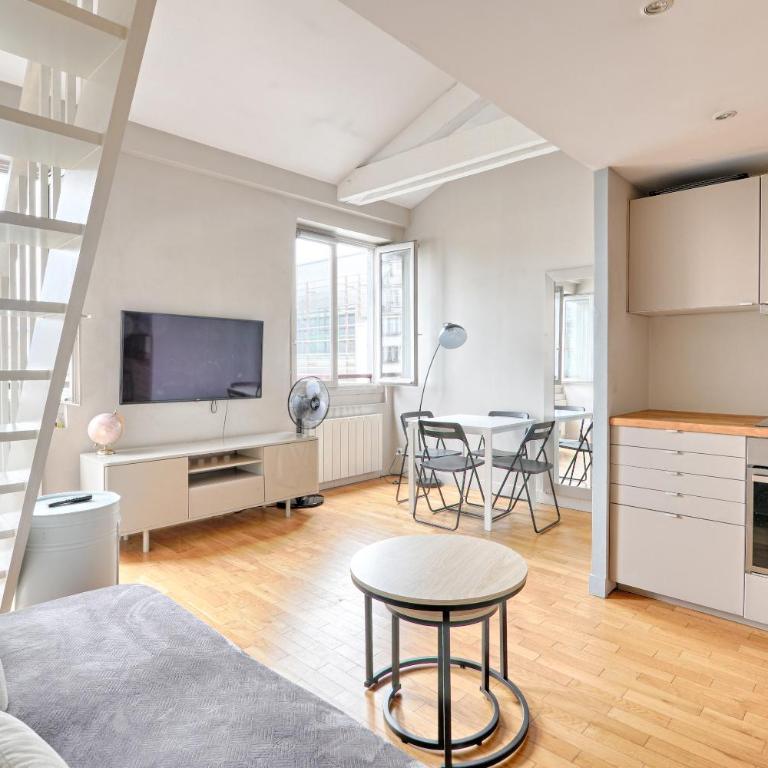 ST DOM Face - Vue Tour Eiffel - Appartement 1 Chambre - 1