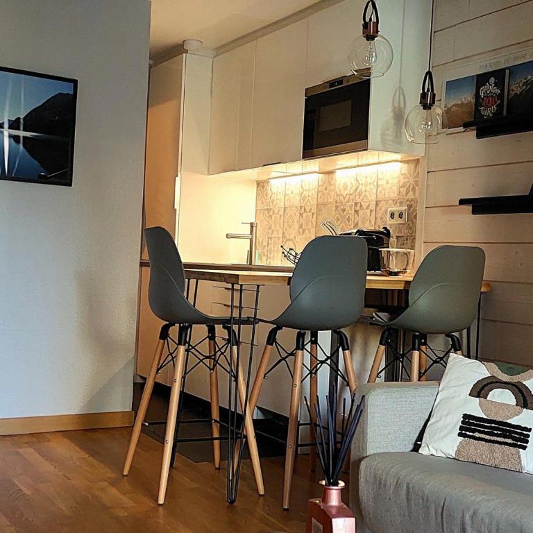 Studio confortable rénové en résidence verdoyante à Chamonix - FR-1-517-69 - Estudio - 9