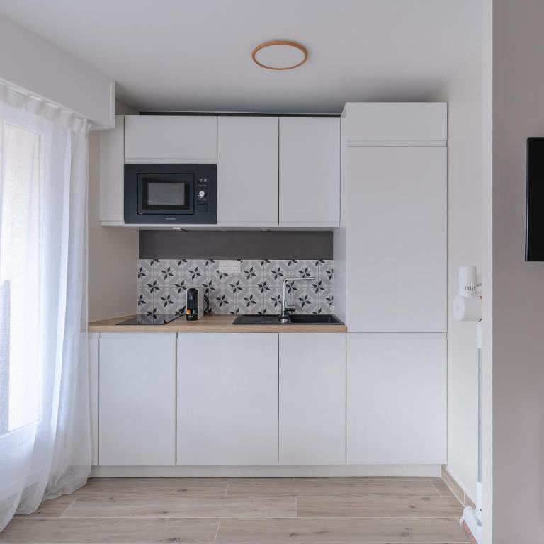 Central appartement with terrace and free parking - Appartement - 4