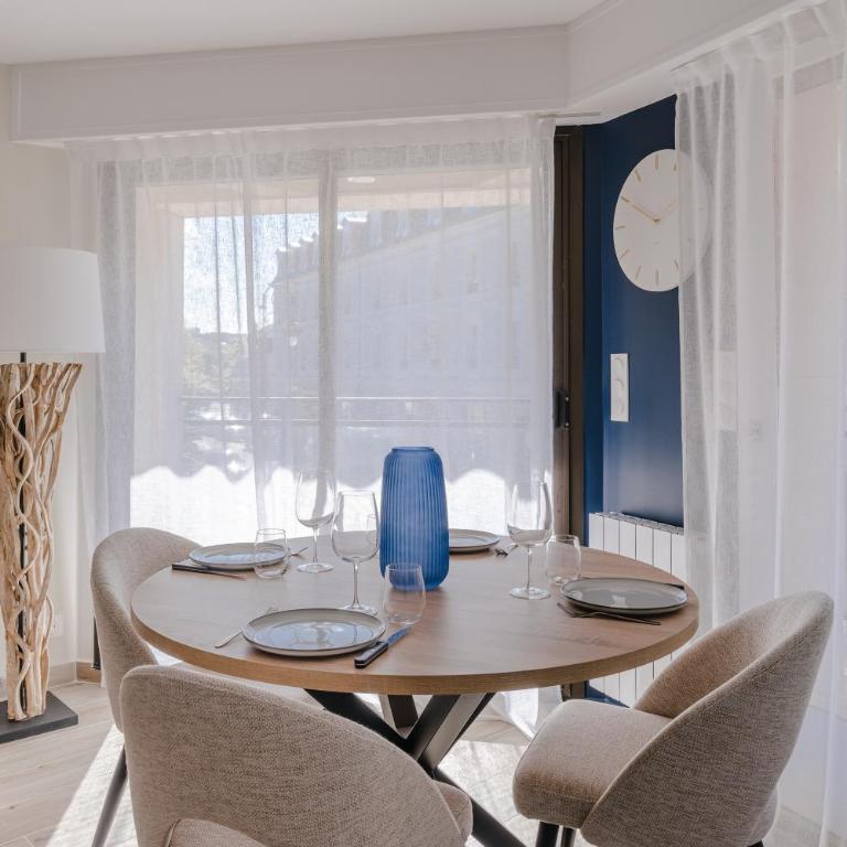 Central appartement with terrace and free parking - Appartement - 2