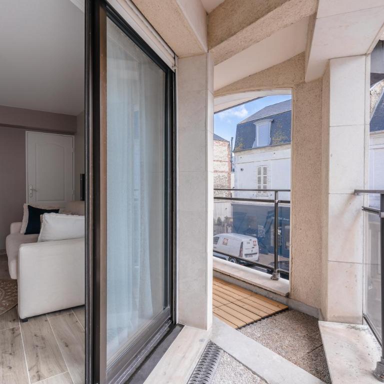Central appartement with terrace and free parking - Appartement - 8