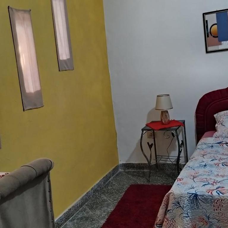 Asuncion Hostal Deluxe Py - Four-Bedroom House - 20