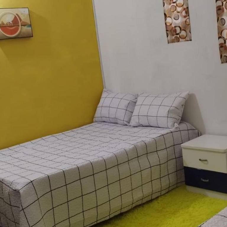 Asuncion Hostal Deluxe Py - Four-Bedroom House - 22