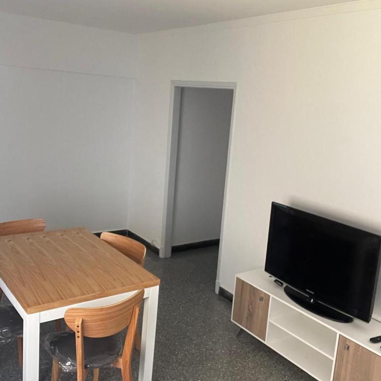 DPTO 4 personas 2 ambientes - Apartamento de 1 dormitorio - 24