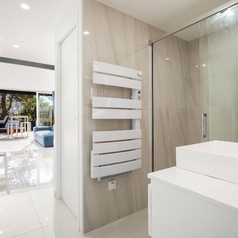 Greenwood - Villa design 2 chambres terrasses Heliovillage - Village Naturiste - Two-Bedroom House - 17