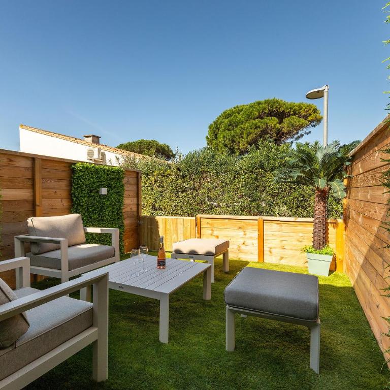 Greenwood - Villa design 2 chambres terrasses Heliovillage - Village Naturiste - Two-Bedroom House - 24
