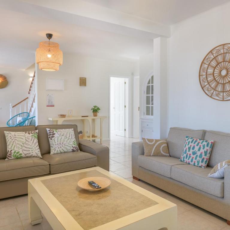 Casa Maresia, Playa Bastian Sea Views - Communal Swimming Pool - Casa - 19