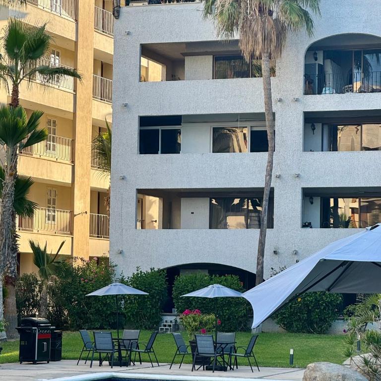 Beach front beautiful one bedroom Condo - Apartment with Balcony - 21
