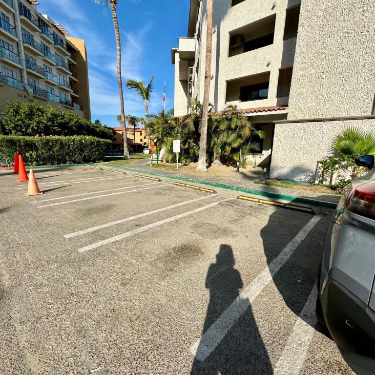 Beach front beautiful one bedroom Condo - Apartment with Balcony - 26