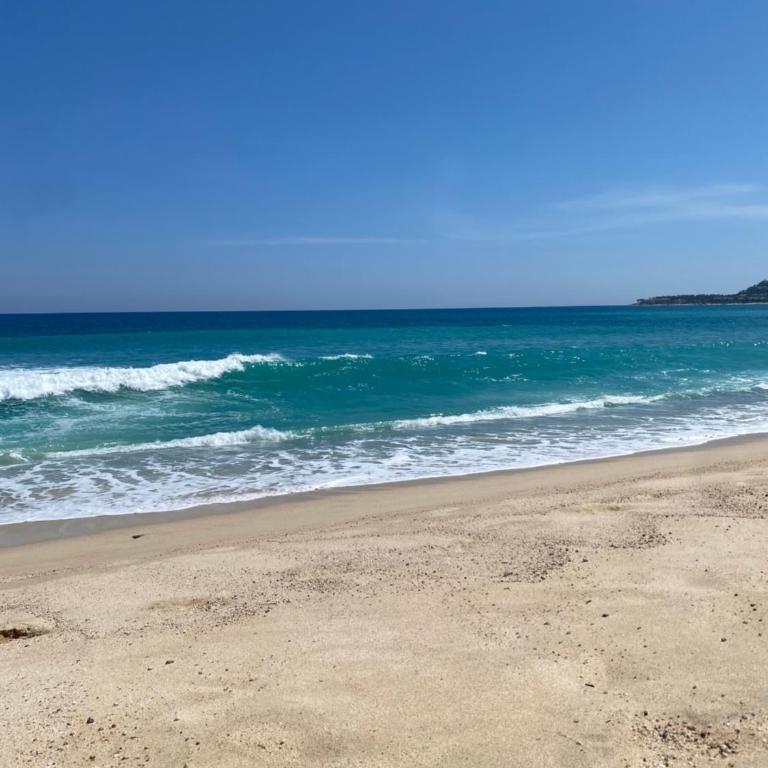 Beach front beautiful one bedroom Condo - Apartment with Balcony - 36