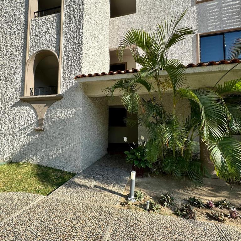 Beach front beautiful one bedroom Condo - Apartment with Balcony - 45