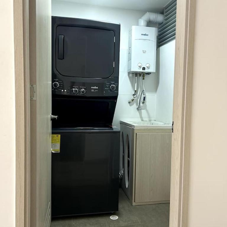 Comodo Apto Diagonal MALL PLAZA - Apartamento de 3 dormitorios - 31