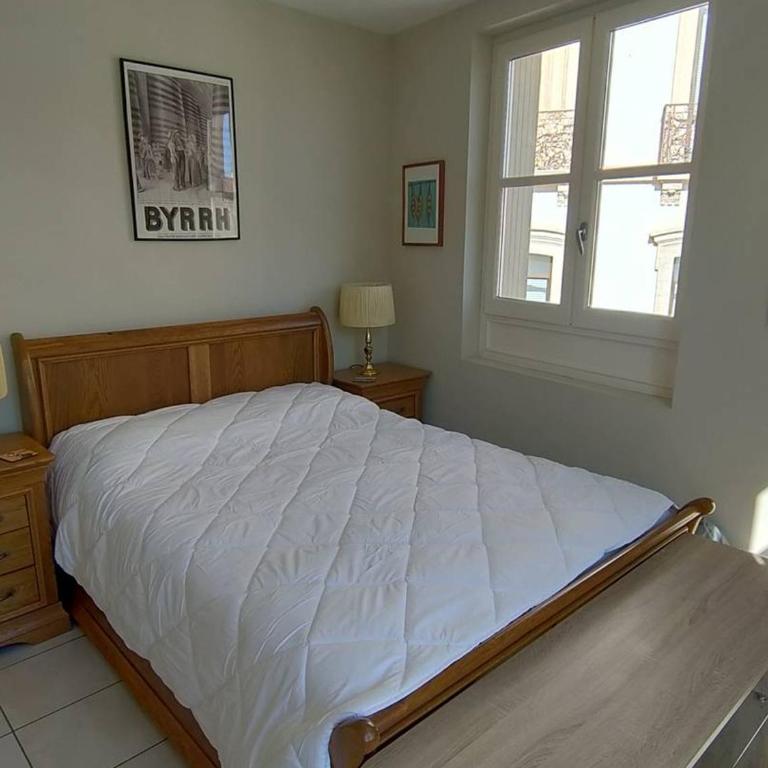 Bel F3 en centre-ville avec balcon et parking, proche cures - Apartamento de 2 dormitorios - 7