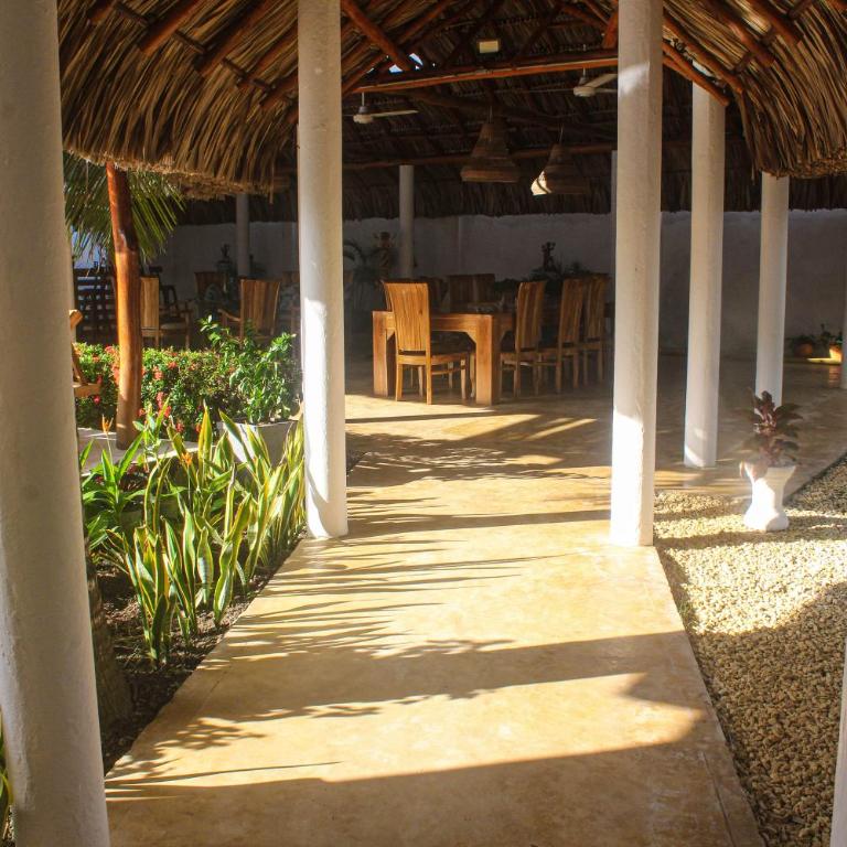 Ledymar Chalet - Seven-Bedroom House - 10