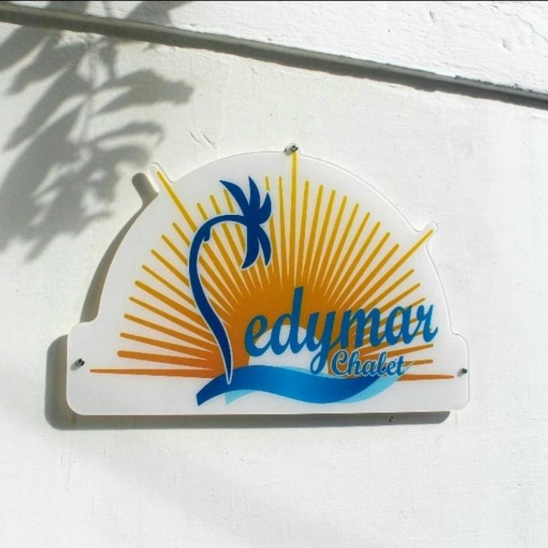 Ledymar Chalet - Seven-Bedroom House - 52