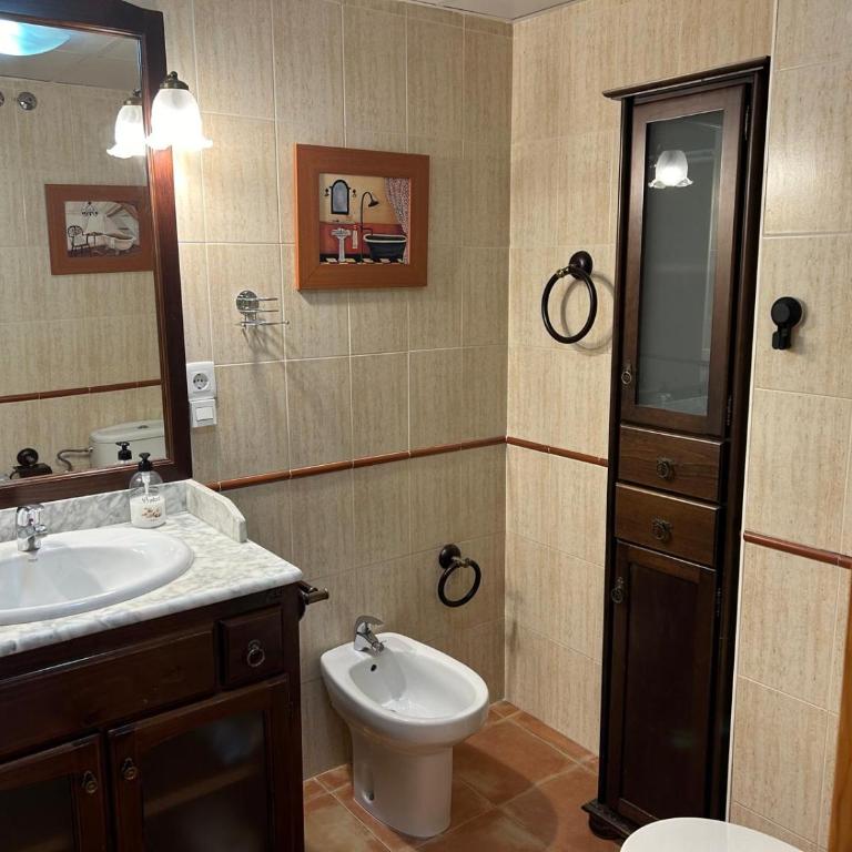 ESPACIOSO Y CENTRICO - Apartamento de 2 dormitorios - 16