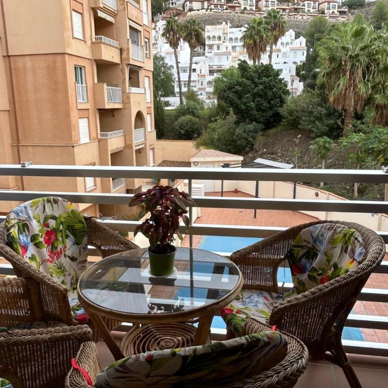 ESPACIOSO Y CENTRICO - Apartamento de 2 dormitorios - 27
