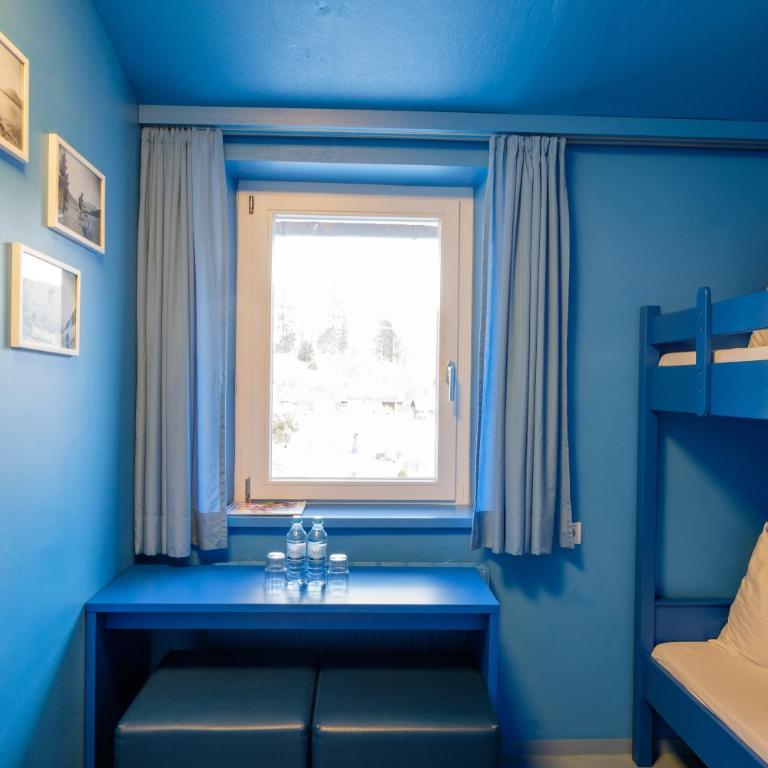 Jugendherberge Oberammergau - Private Twin Room with Shower - 5