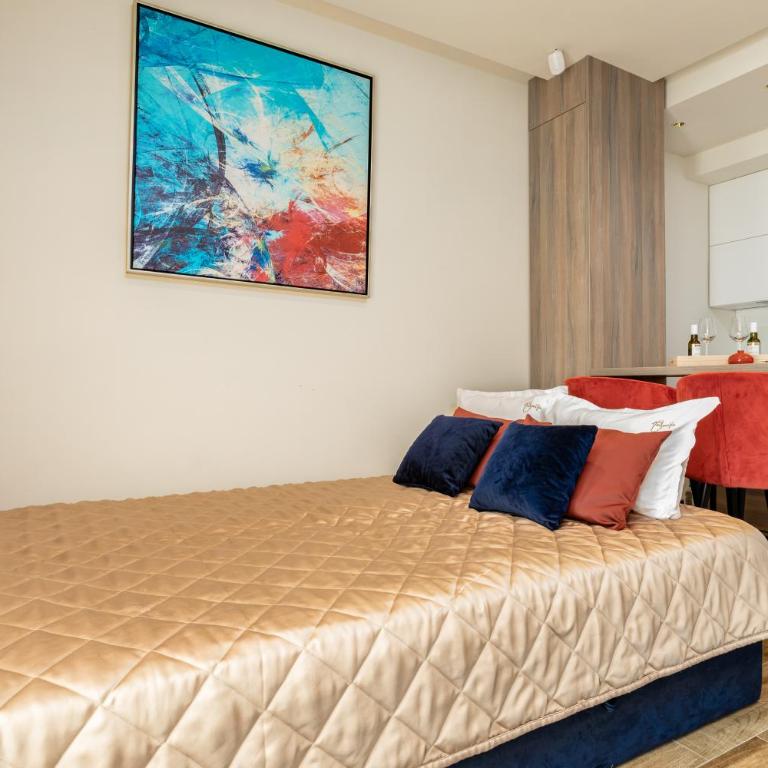 Hotel Vila Hedonija - Apartment with Sea View - 1
