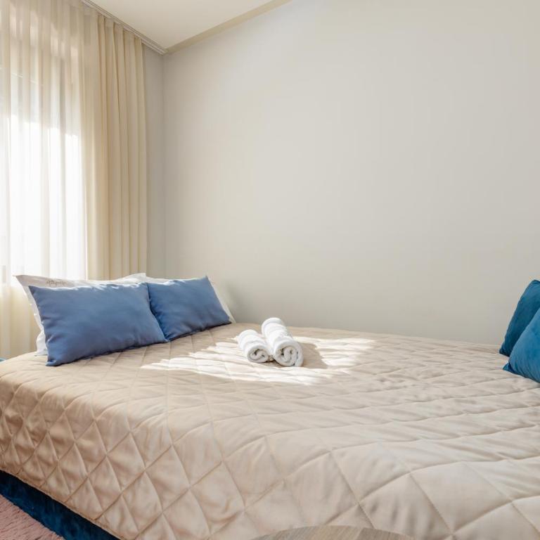 Hotel Vila Hedonija - Studio Apartment with Sea View - 2