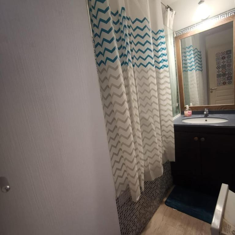 Cannes Riviera Stay - Balcony - 2min to Beach - AC - WIFI - Pool - Appartement 1 Chambre - 8
