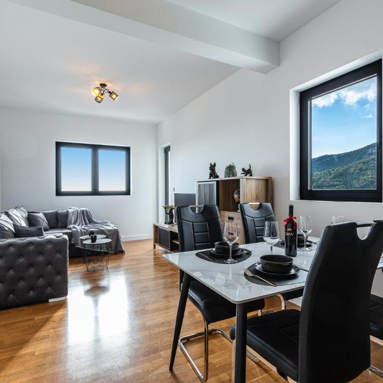 Olive Tree Apartments - One-Bedroom Apartment with Balcony and Sea View - 1