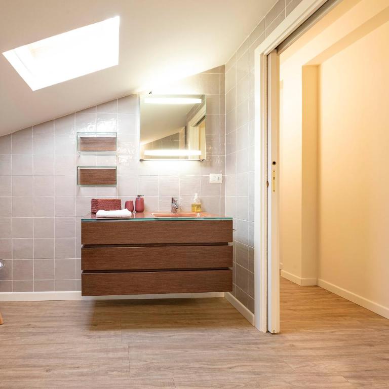 Italianflat - Sweet Mansarda in Corso Porta Nuova - Two-Bedroom Apartment - 27