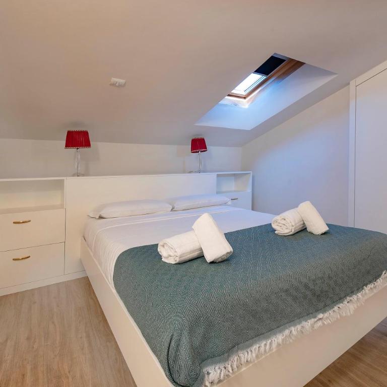 Italianflat - Sweet Mansarda in Corso Porta Nuova - Two-Bedroom Apartment - 12