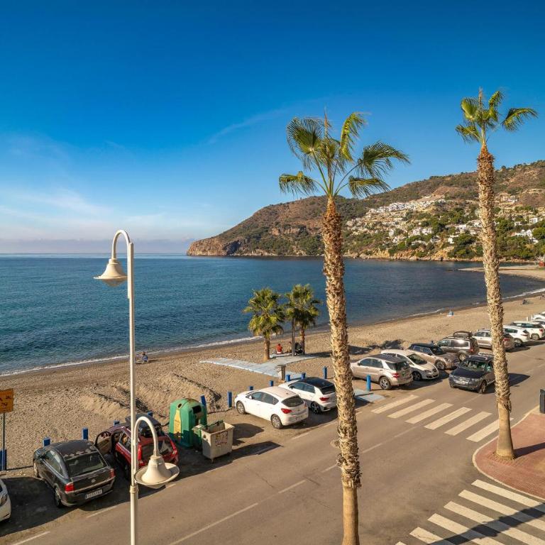 Stunning Apartment In Almuñecar - Apartamento de 2 dormitorios - 8