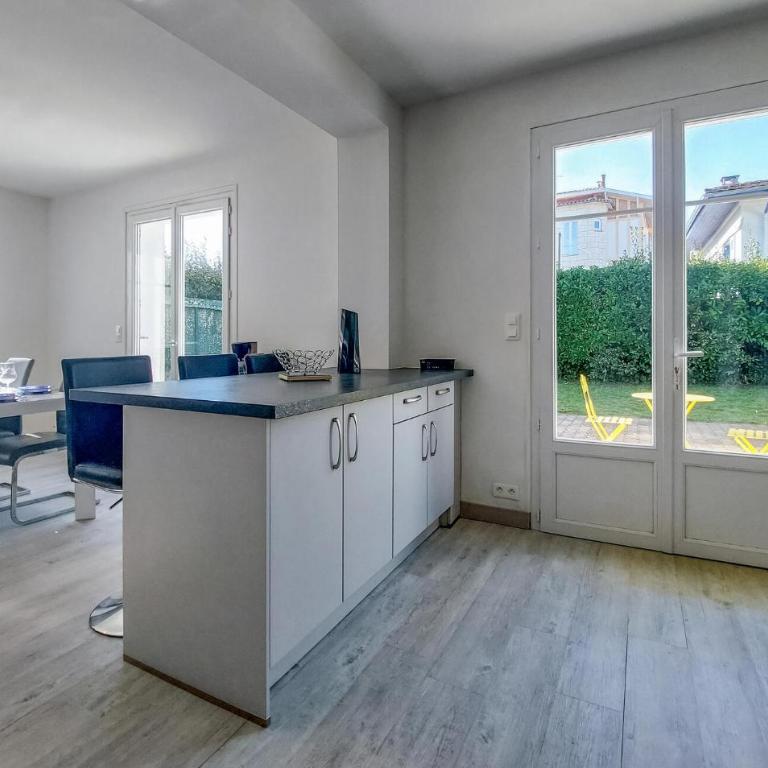 4 Bedroom Amazing Home In Royan - Maison de Vacances 4 Chambres - 14