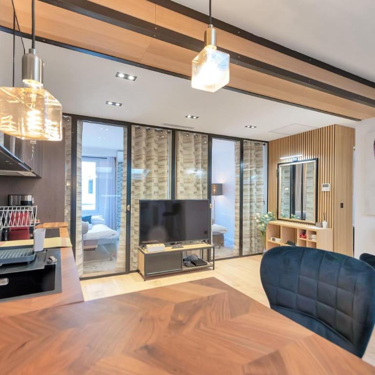LE NAPOLEON chic et moderne, l'endroit parfait au cœur de la Banane - Appartement 3 Chambres - 2