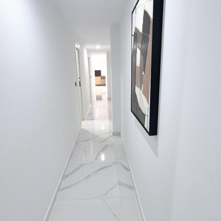 Apartamento Lujoso Centro Torrevieja - Apartamento de 3 dormitorios con balcón - 21