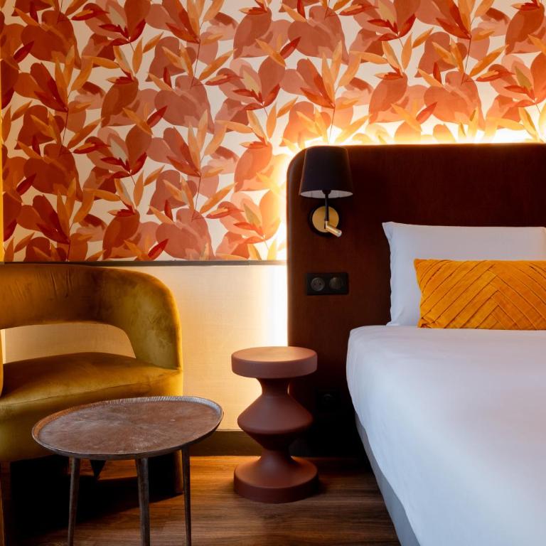 Kyriad Paris 10 - Canal Saint Martin - République - Superior Zimmer mit Doppelbett - 2