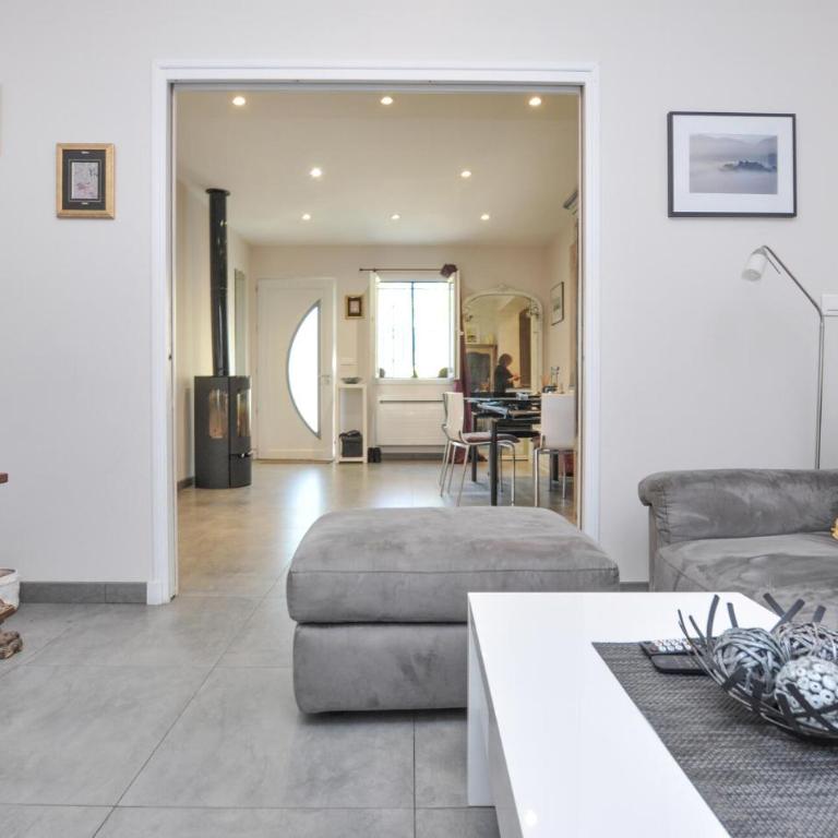 Amazing Apartment In Saint-Jeannet With Wifi - Appartement 2 Chambres - 8