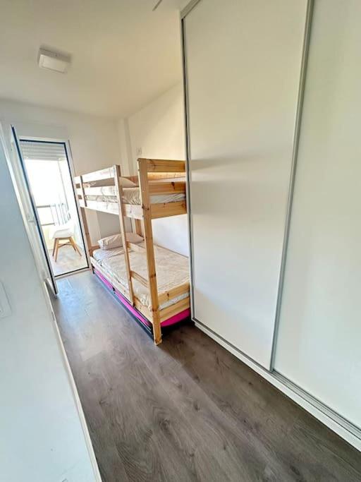 Apto con encanto en primera línea de playa , Cullera - Two-Bedroom Apartment - 10