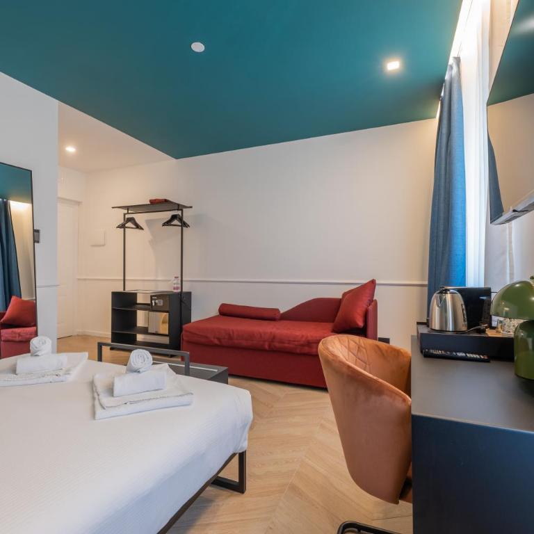 Maria Cristina Boutique Rooms - Superior Triple Room - 6